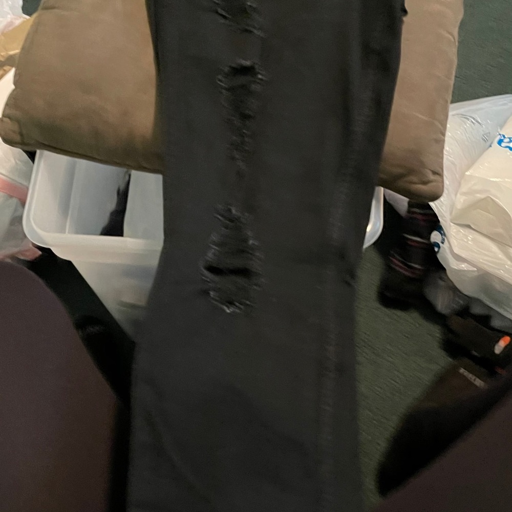 HOLLISTER SIZE 15L RIPPED STYLE - Picture 9 of 12